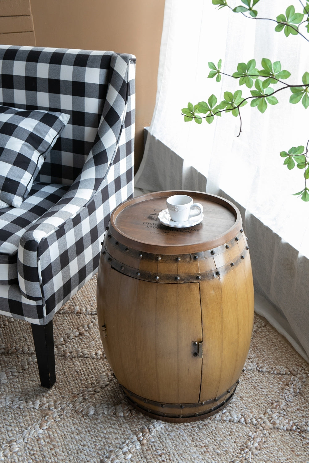 20.5x20.5x24' Drum Side Table