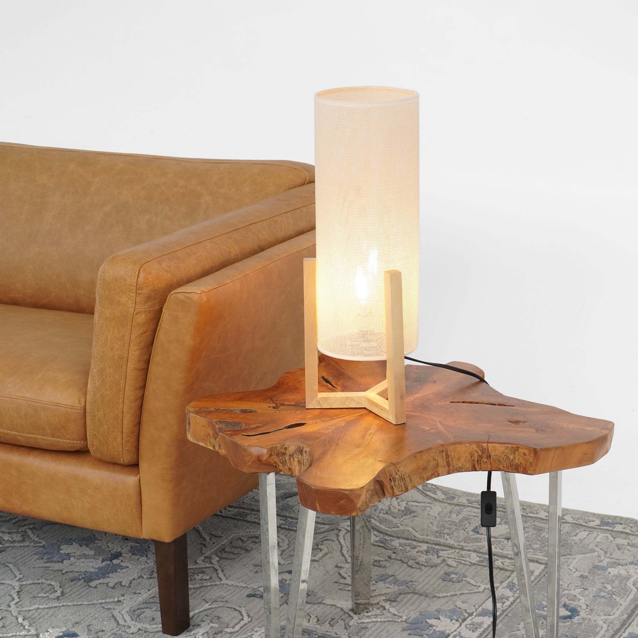 Rayna Table Lamp – Simple & Stylish Bedside Lamp with Warm Light, Oak and Natural Finish, 110–120V – Small Nightstand or Desk Lamp for Bedroom, Kids Room, Living Room, or Office