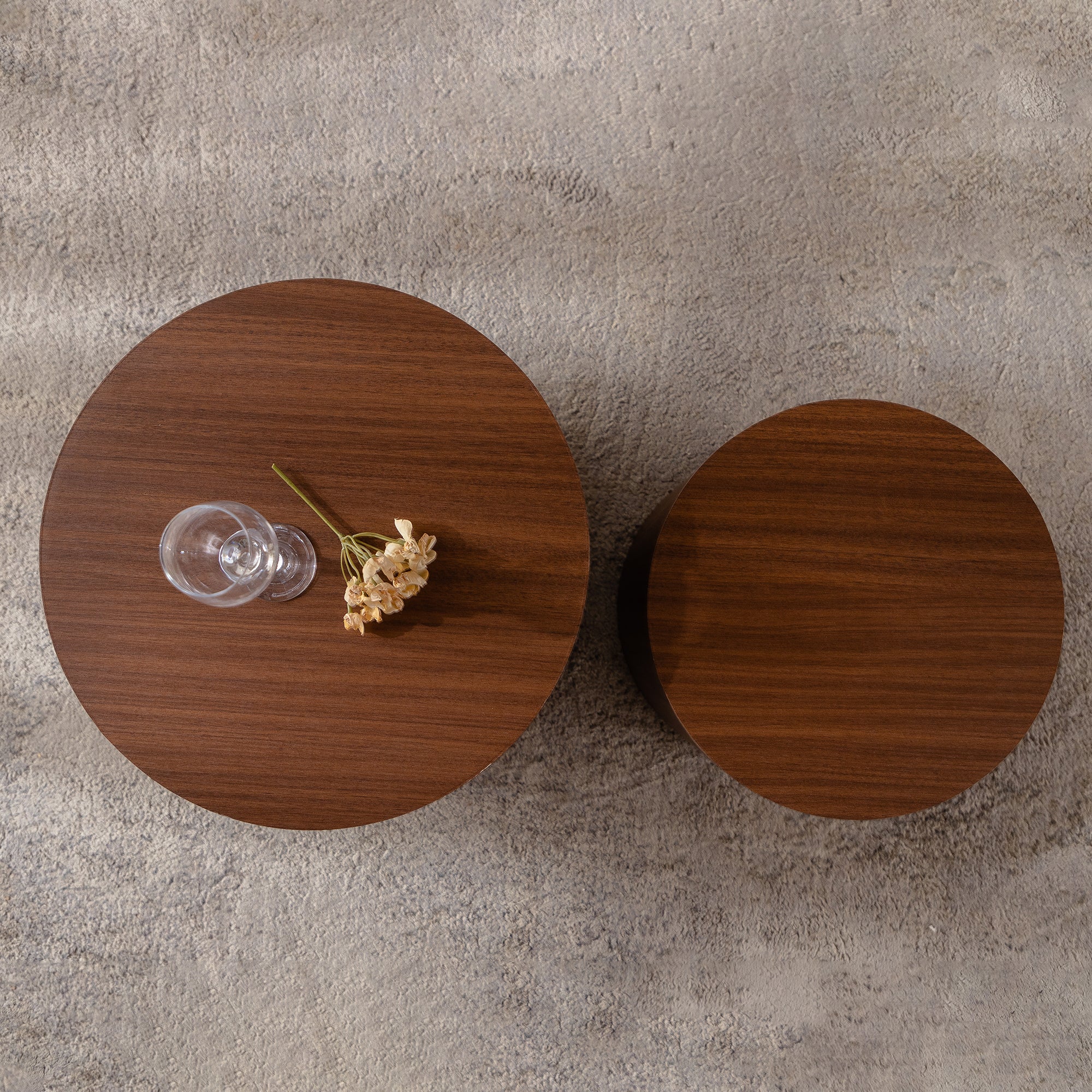 Nesting Coffee Table Set of 2 Round Wooden Coffee Tables Circle Modern Table for Small Space Living Room Bedroom Accent End Side Table
