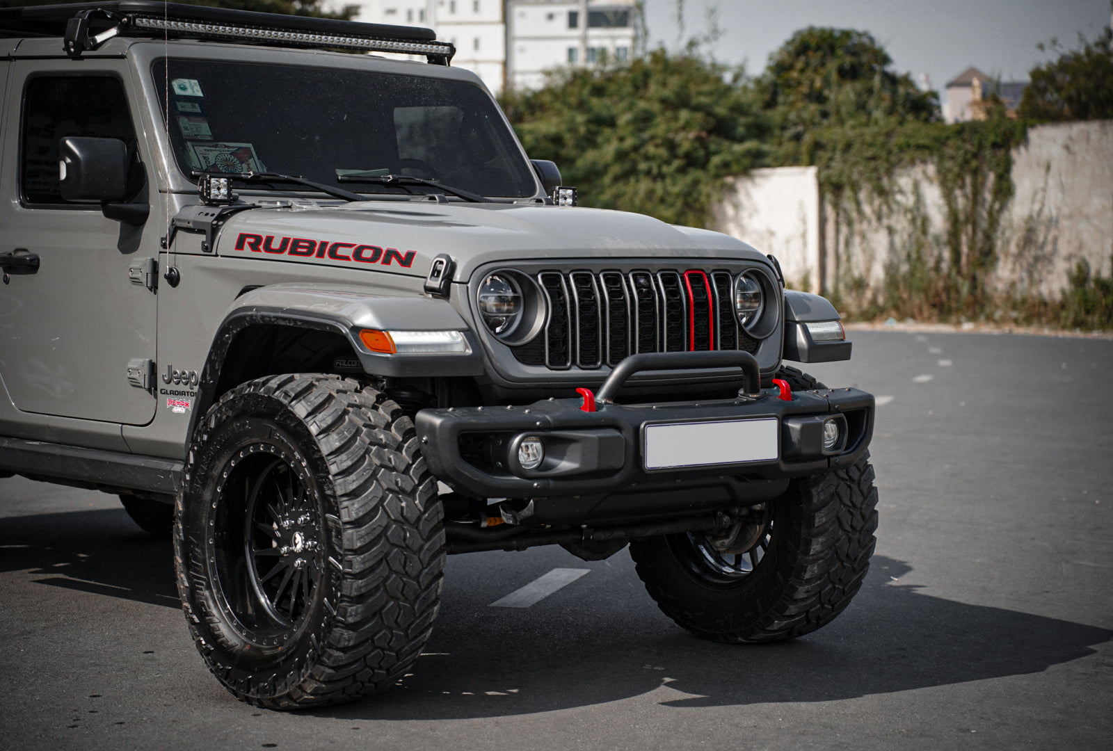 Front Mesh Grille Grid Grill for 2018-2024 Jeep Wrangler Rubicon Sahara Sport JL/JT Grill With Camera Hole Black Plastic
