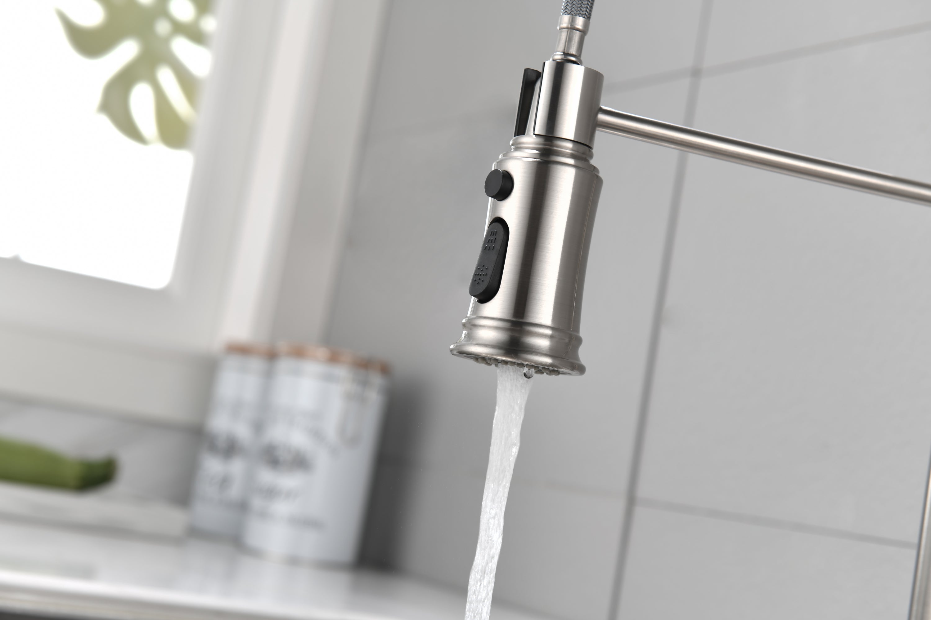 Commercial Kitchen Faucet - Single Handle Pull Down Sprayer with Spring Design, Single Lever Kitchen Sink Faucet