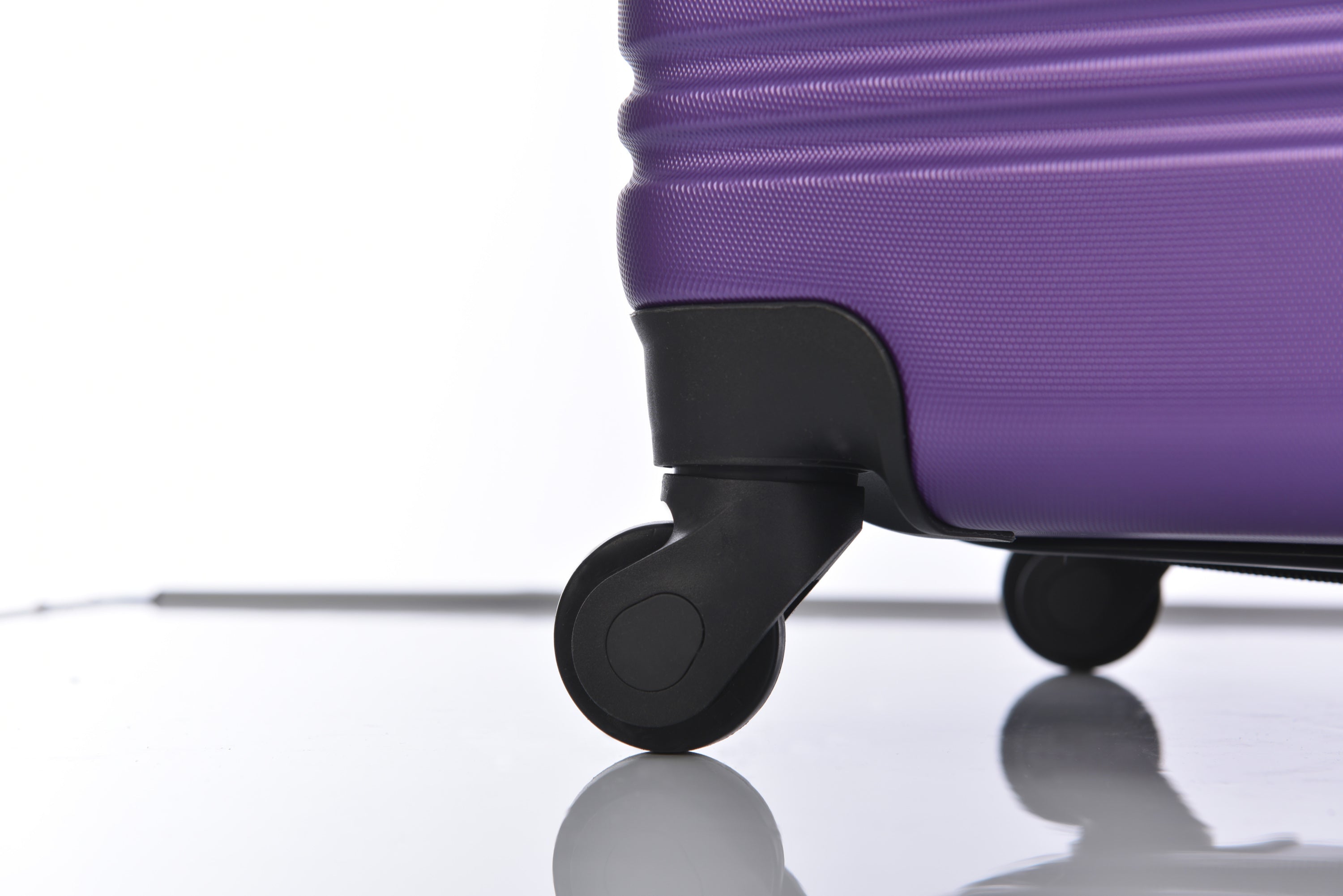 3 Piece Luggage Set Hardside Spinner Suitcase with TSA Lock 20' 24' 28' Available