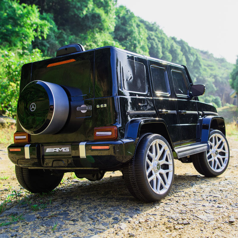 Licensed Mercedes Benz G63 Kids Ride On Car, 12V Electric Vehicle with Remote Control, Double Open Doors, Music, Bluetooth, Wheels Suspension, Battery Powered for Children Boy Girl (Black)