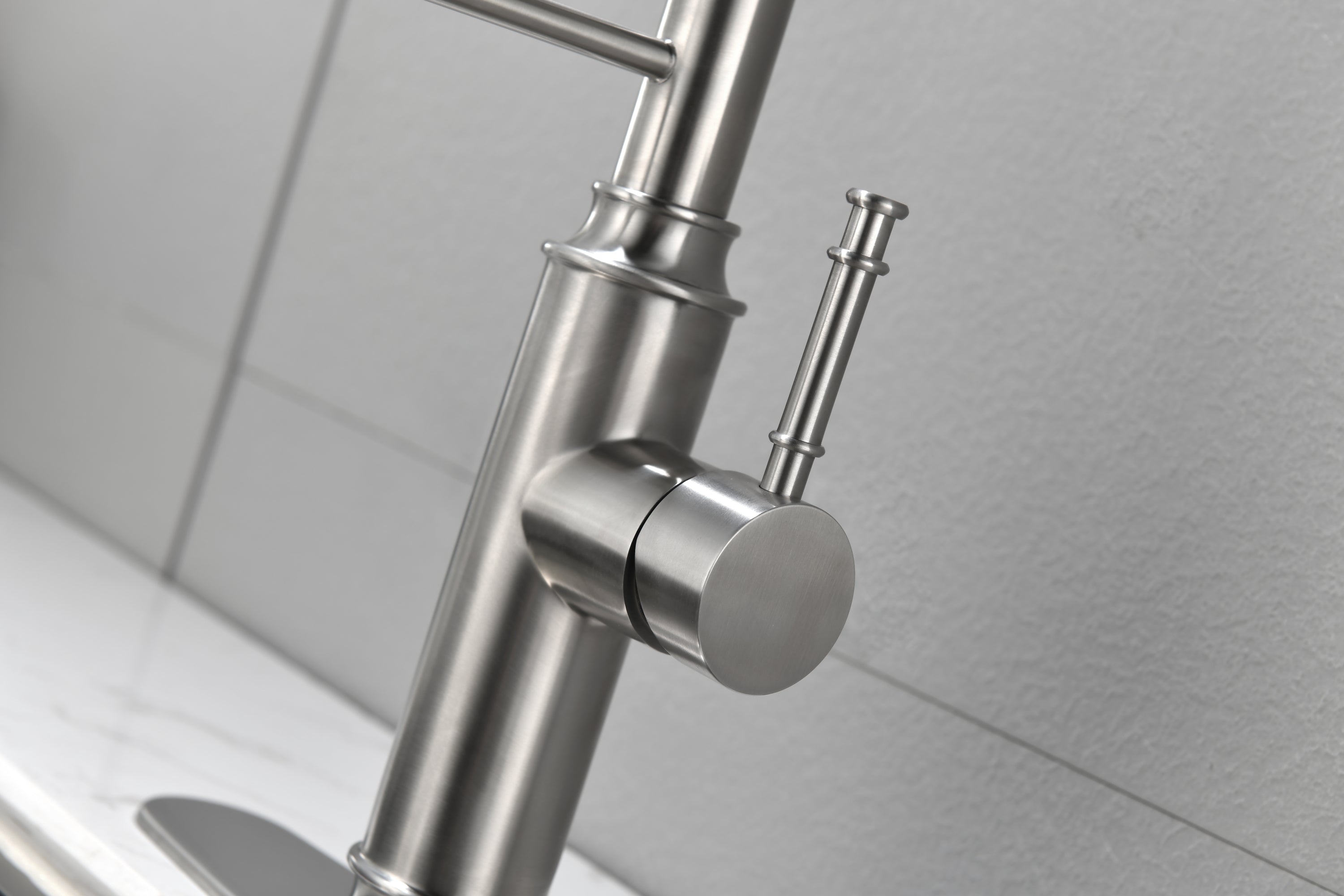 Commercial Kitchen Faucet - Single Handle Pull Down Sprayer with Spring Design, Single Lever Kitchen Sink Faucet